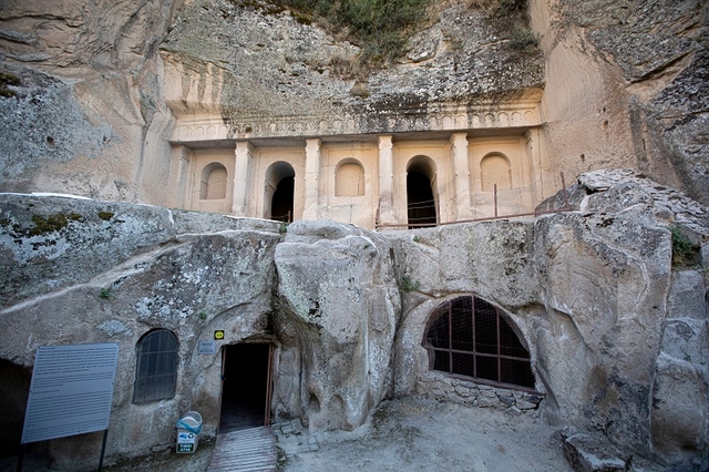 Sümbüllü Kilise