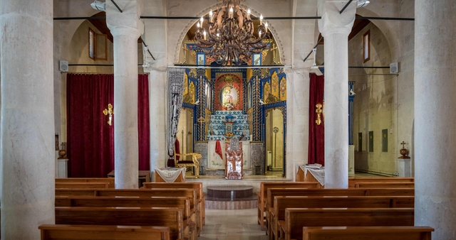 Mor Petrus ve Mor Paulus Kilisesi