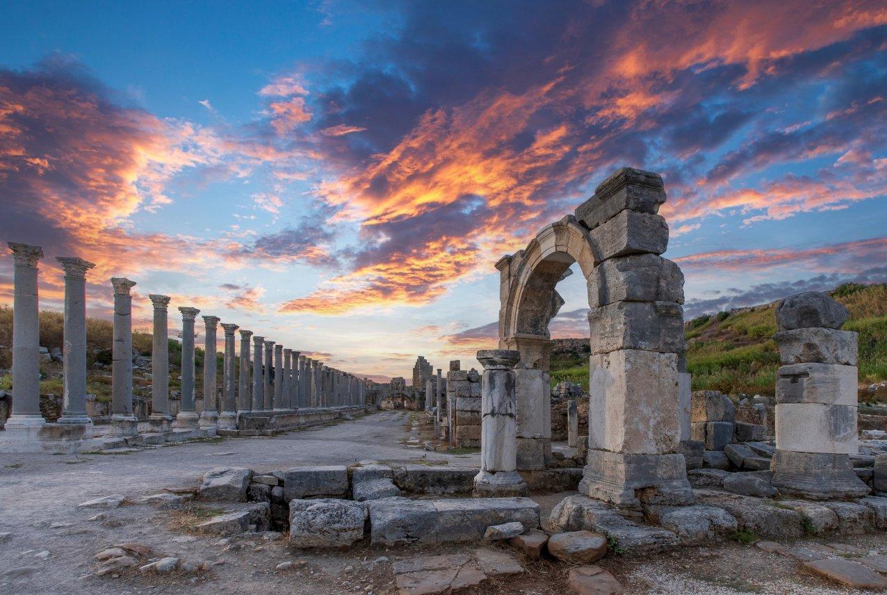 Perge Antik Kenti 